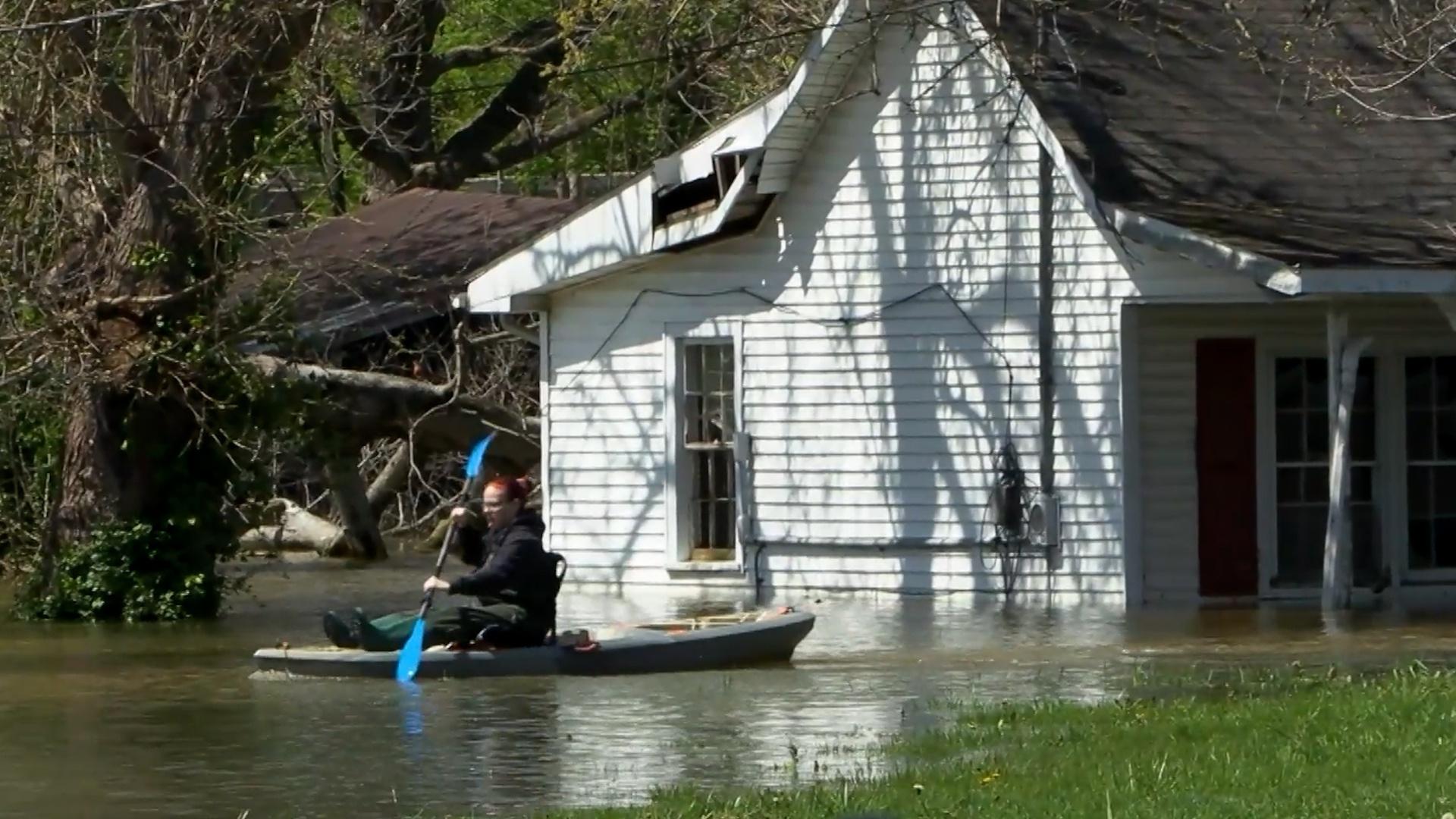 Flood Victims Uncertain Help Will Come