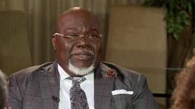 Video thumbnail: In Principle TD Jakes - Confederate Statue Removal Won't Heal Our Nation