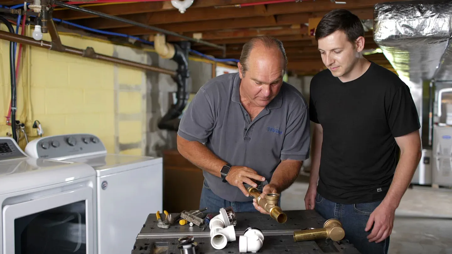E12 | WiFi Extension, Tub Drain | Ask This Old House