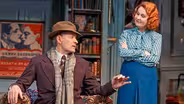 Noël Coward's Present Laughter - Behind the Curtain
