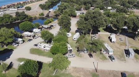 Video thumbnail: PBS NewsHour These retirement-age nomads find work along the open road