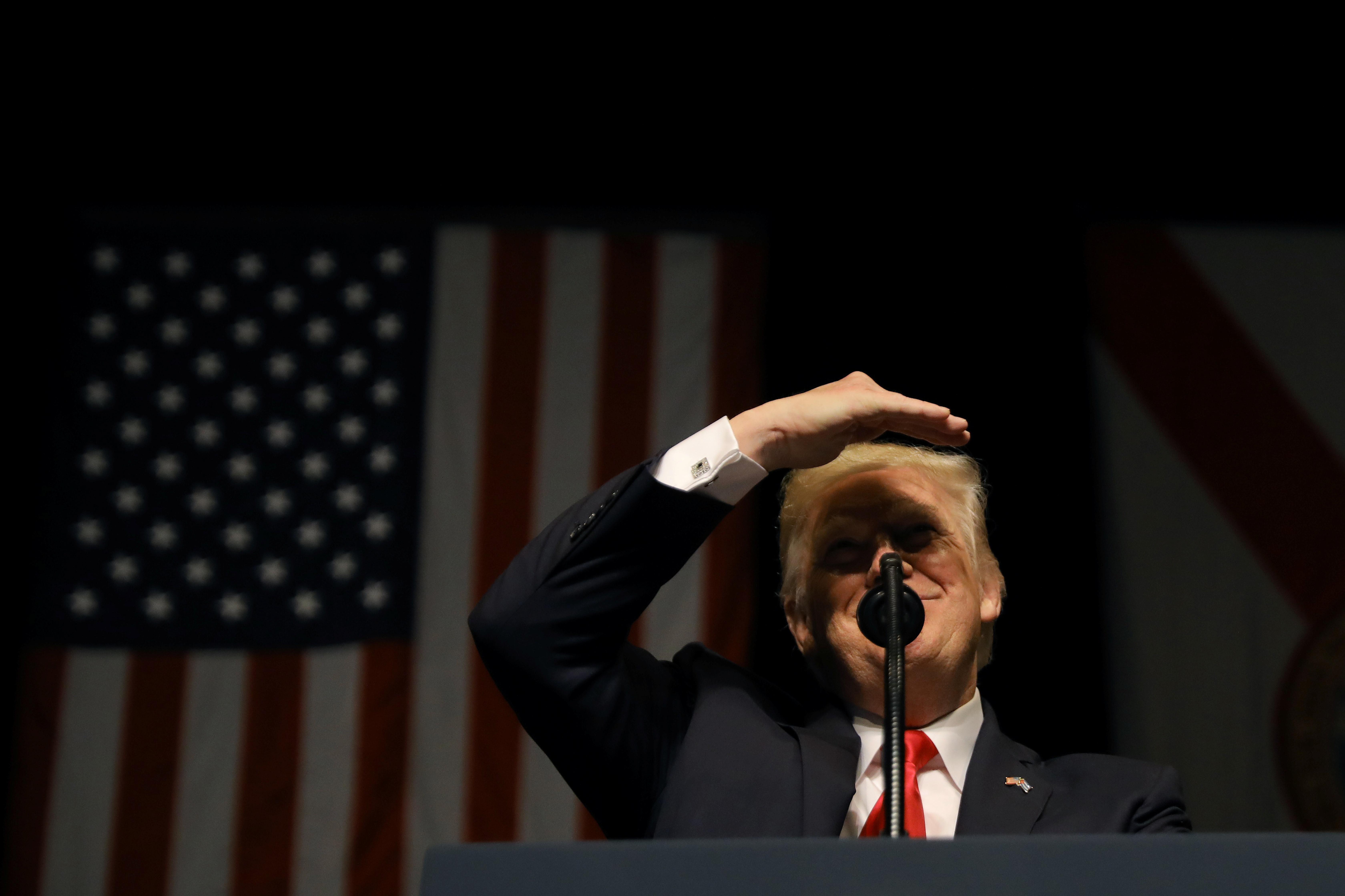News Wrap: Trump acknowledges obstruction of justice probe