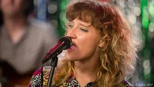 Emma Mayes & The Hip Web Extra "Public"