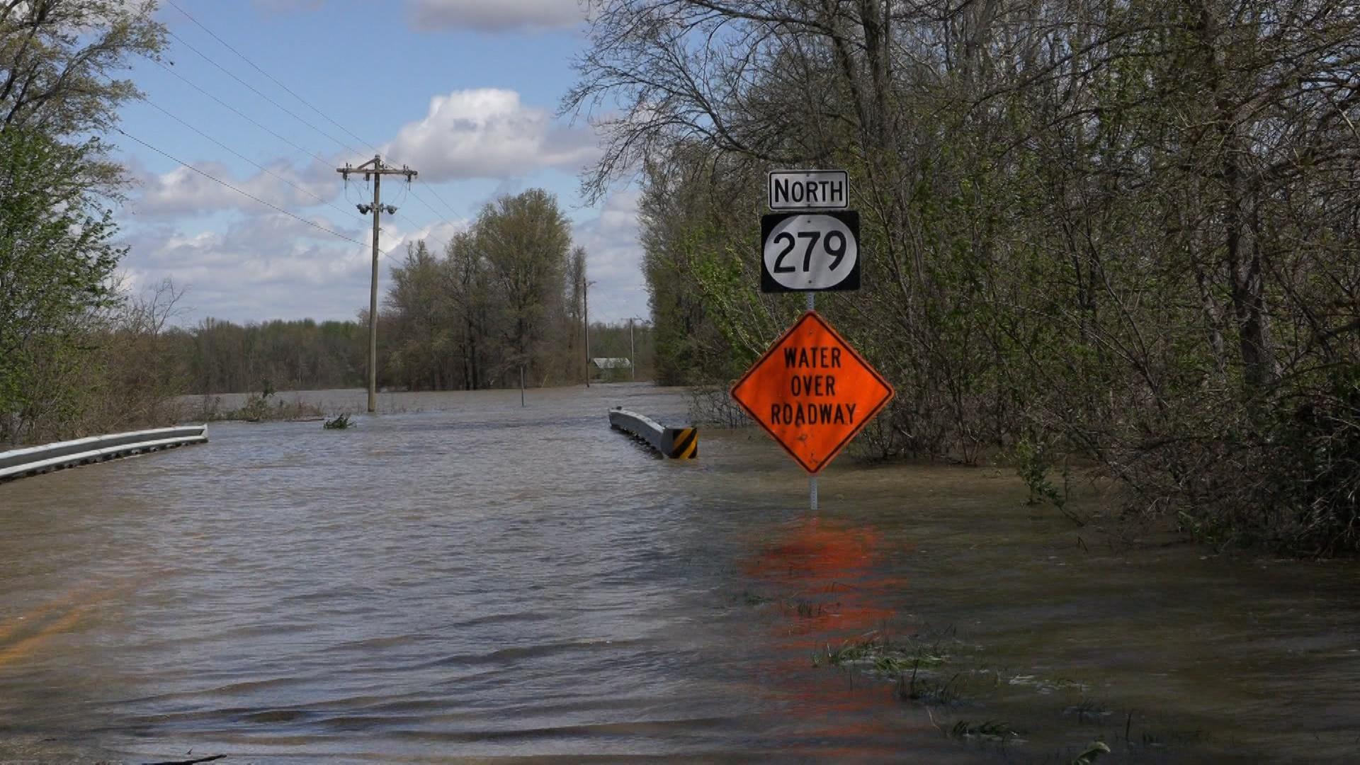 Ohio River Hits Highest Crest in 28 Years in Owensboro