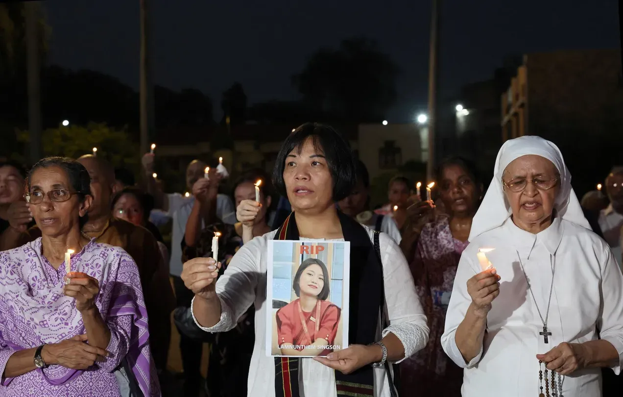News Wrap: Crews work to identify Air India crash victims