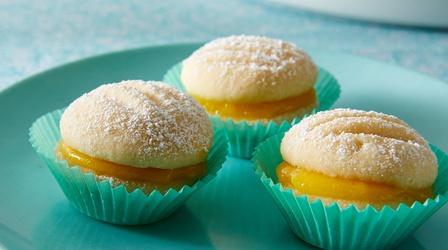 Video thumbnail: Martha Bakes Cookies of Australia & New Zealand