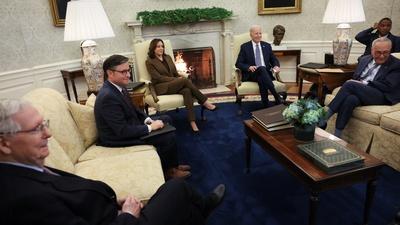 Biden, congressional leaders meet with shutdown looming
