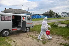 Russia struggles to get more people vaccinated