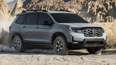 Video thumbnail: MotorWeek 2022 Honda Passport TrailSport & 2022 Ford F-150 Raptor