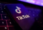 News Wrap: TikTok banned from government-issued devices