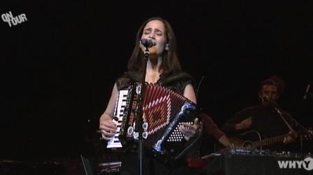 Video thumbnail: On Tour Julieta Venegas
