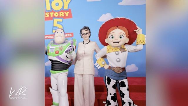 The Whitney Reynolds Show | WHITSDOM II Joy in the Season with Joan Cusack