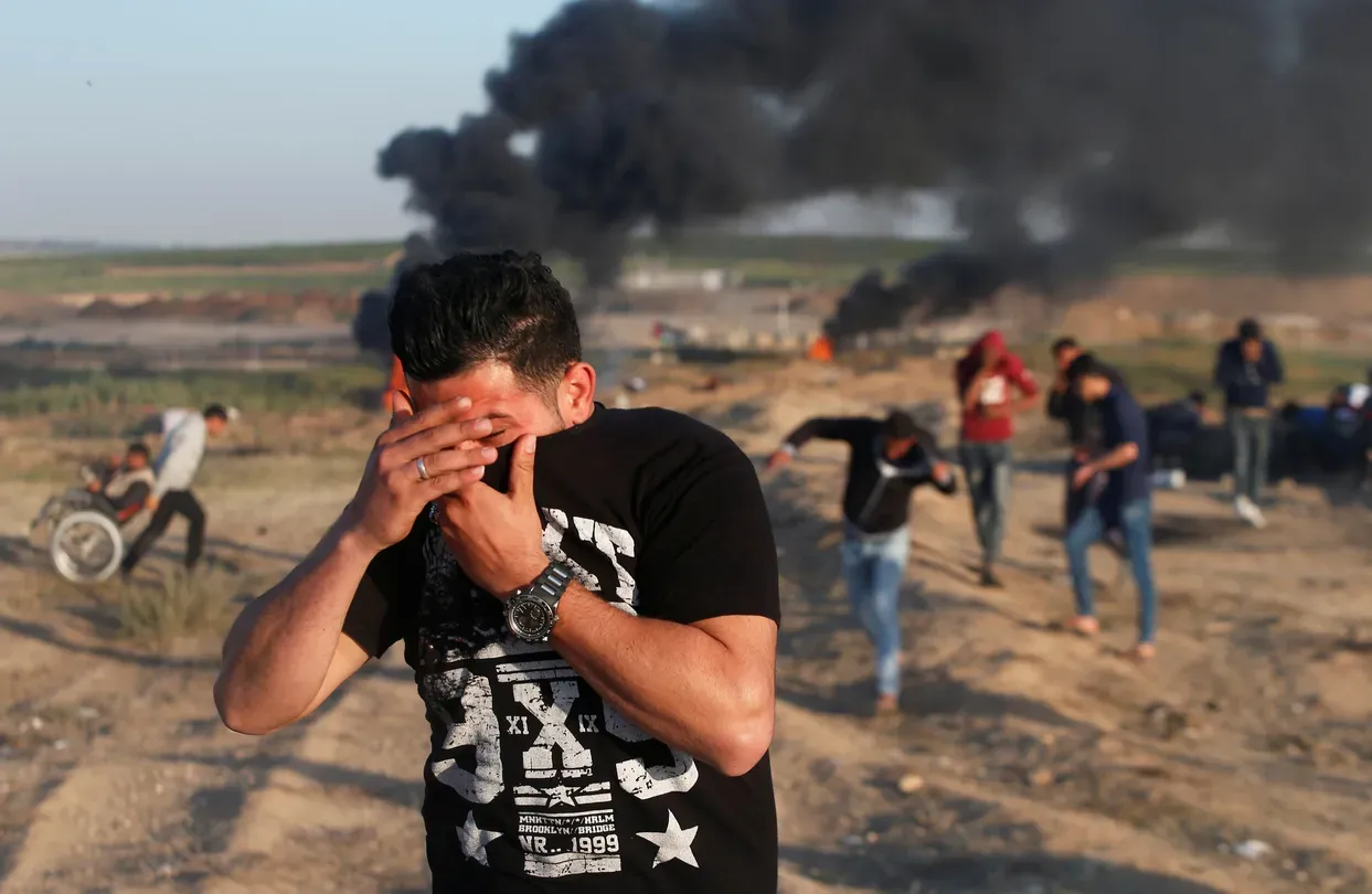 News Wrap: Death toll rises from Gaza-Israel border violence