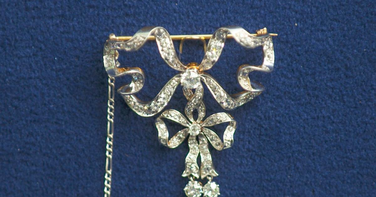 Antiques Roadshow | Appraisal: Tiffany & Co. Diamond Brooch, ca. 1900 | Season 29 | Episode 12