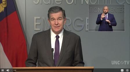 Video thumbnail: NC Emergency Management and Weather 08/13/20 Governor Cooper Briefing (Spanish)