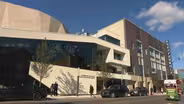 Steppenwolf Theatre Returns, Dedicates New Wing