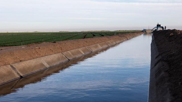 Farms pressured to boost efficiency as water supply declines