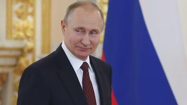 News Wrap: Putin waiting for Trump invitation follow-up