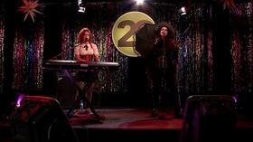 Video thumbnail: Sounds on 29th Sharone & The Wind (acoustic set) & Pam VanNostern