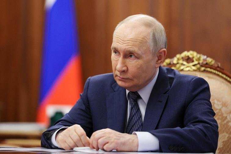 Some Russians break with Putin as Ukraine war drags on Poster