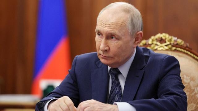 Some Russians break with Putin as Ukraine war drags on