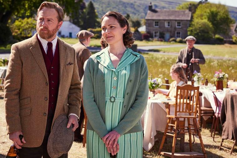 Episode 6: Our Hearts Are Full Poster