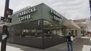 Chicago-Area Starbucks Workers Pushing to Unionize