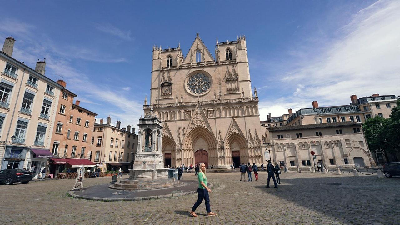 Curious Traveler Curious Lyon, France airing Mon, Nov 2 11:30 am