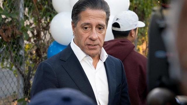 L.A. schools leader on blocking DHS agents from students