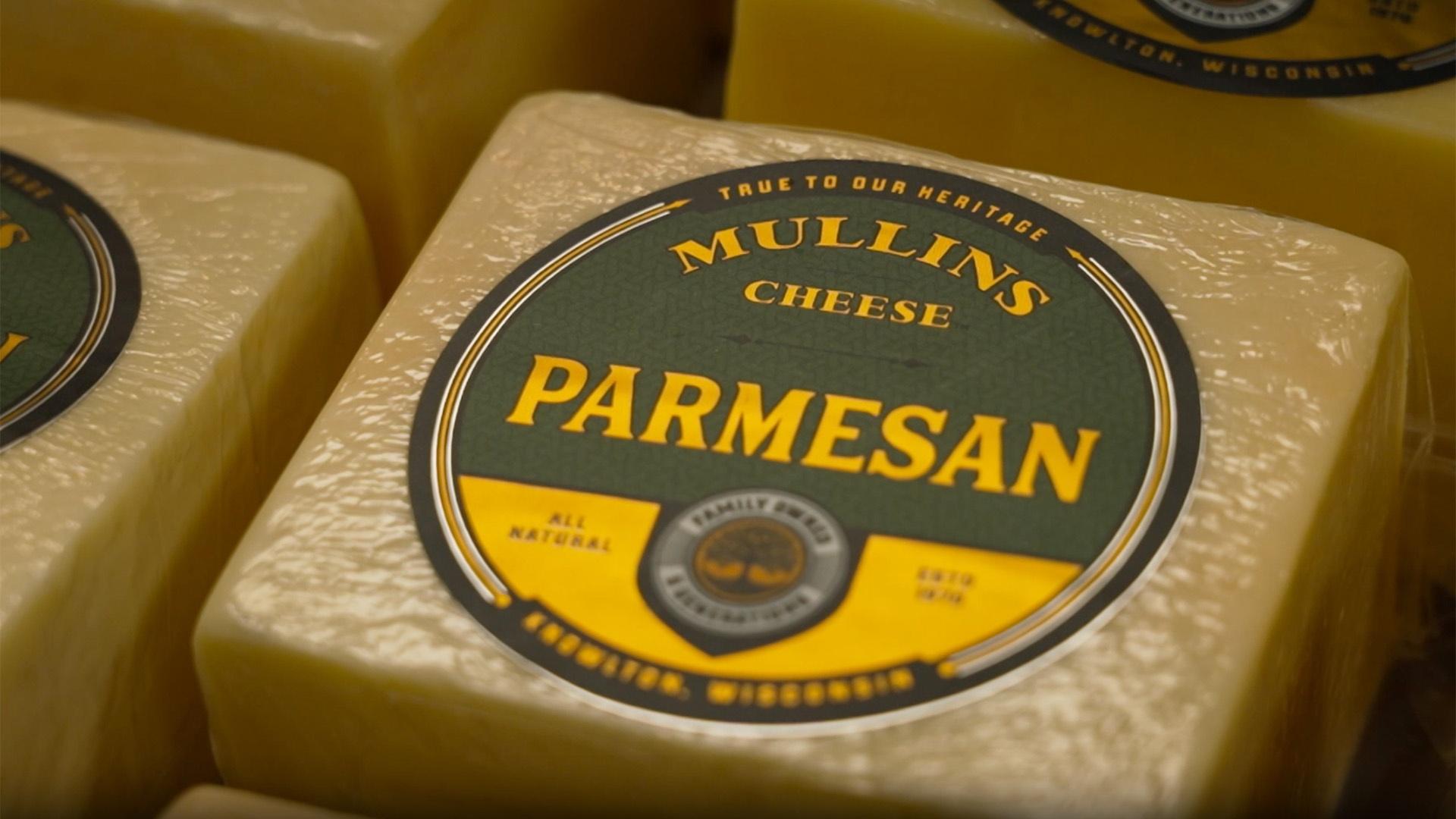 Wisconsin Foodie - Mullins Cheese, Knowlton House Distillery