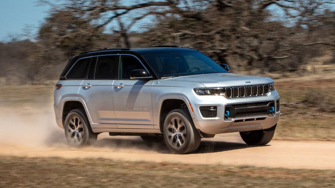 MotorWeek | 2022 Jeep Grand Cherokee 4xe & 2022 Chevrolet Silverado