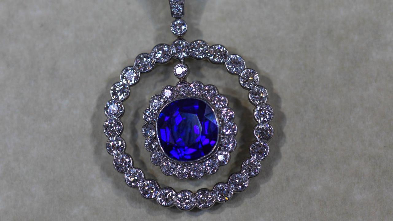 Antiques Roadshow Vintage San Jose Hour 1 airing Thu, Oct 29 12:00 pm