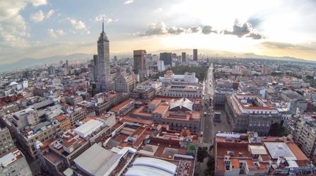 Video thumbnail: Crossing South Café Tacuba in Mexico City
