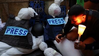 What can be done to protect journalists in Israel-Hamas war