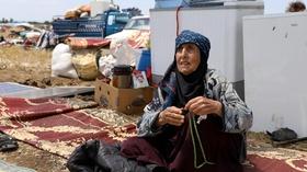 Video thumbnail: PBS NewsHour Airstrikes create new crisis for a quarter million Syrians