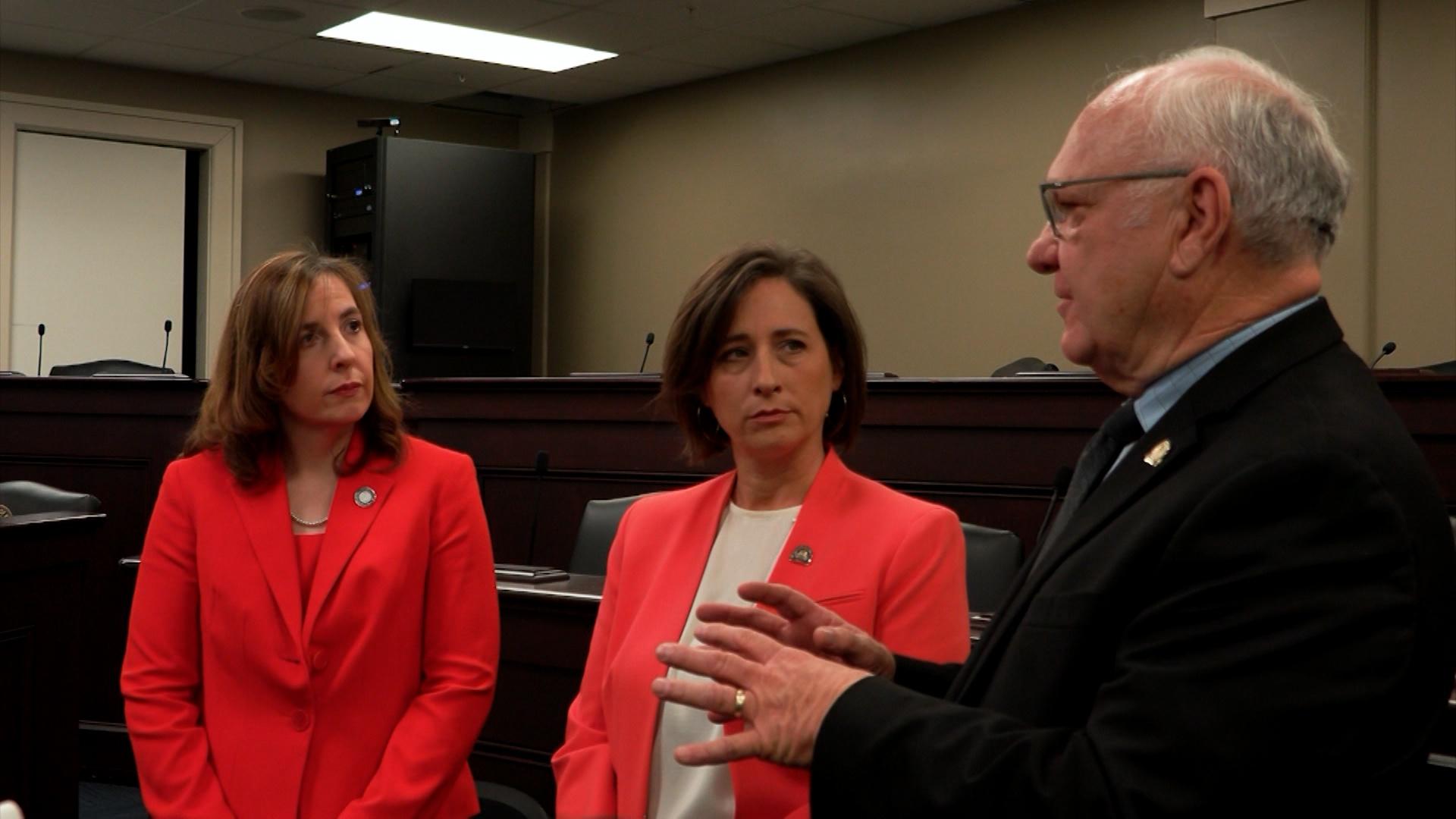 Bill Aimed at Improving Government Efficiency Advances