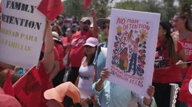 Video thumbnail: Decibel Mental Health On The Border
