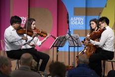 Tuning In: Classical Music and the Creative Mind (includes l: asset-mezzanine-16x9
