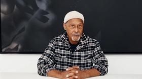 Video thumbnail: PBS NewsHour Oliver Lee Jackson on the artist who inspires him