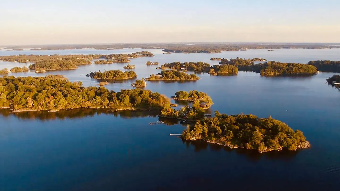 Thousand Islands -- A Canadian Cultural and Artistic Adventure