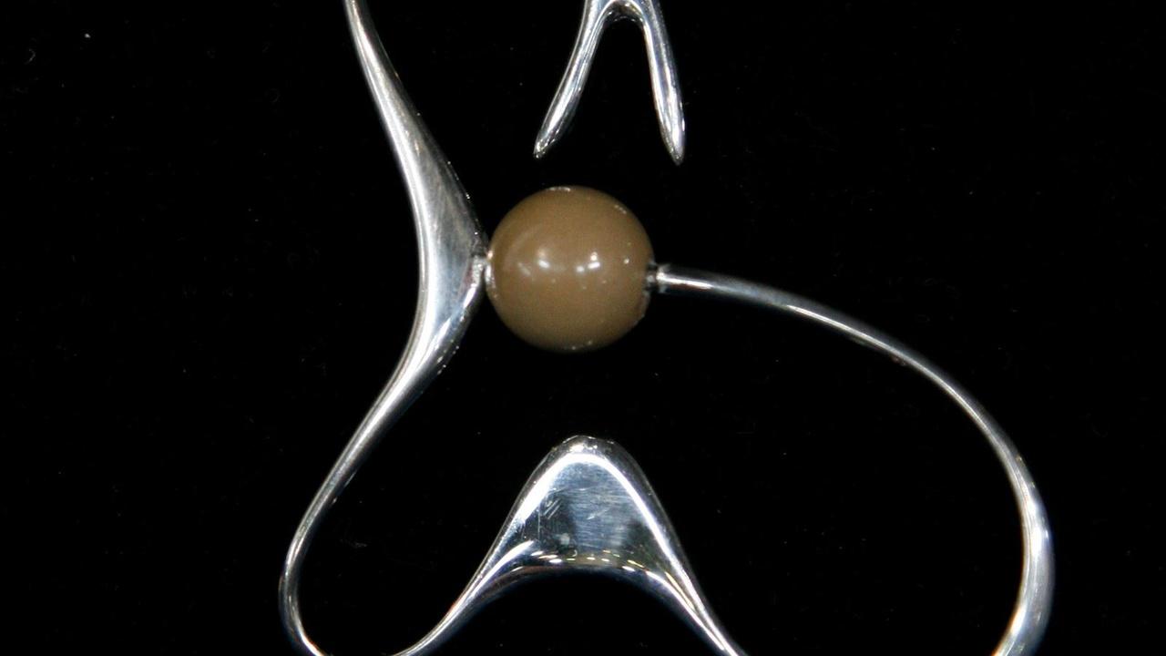 Antiques Roadshow | Appraisal: José de Rivera Silver Pin, ca. 1944