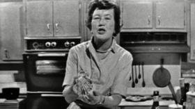 Video thumbnail: The French Chef with Julia Child Scallops