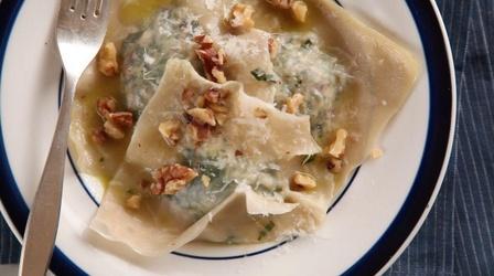 Video thumbnail: Sara's Weeknight Meals Basta Pasta: US vs Italy
