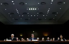 Congress investigates why bank failures were not prevented