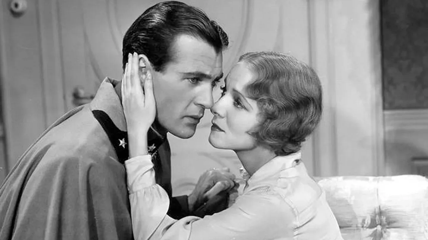 A Farewell to Arms (1932)
