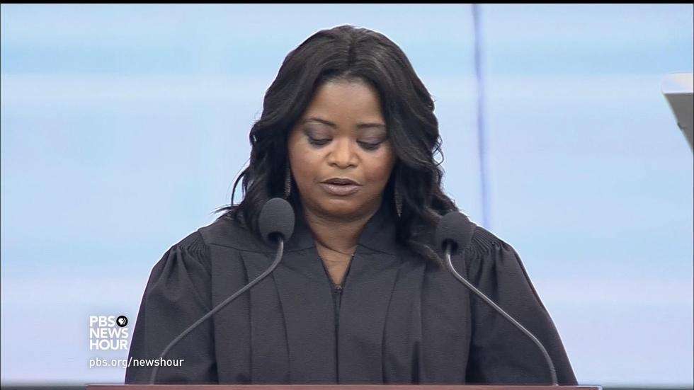 Celebrities and leaders share life lessons with 2017 grads image