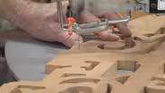 Corner Shelf Scroll Tips (web extra)