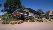 Harbor Springs: Pond Hill Farm