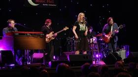 Video thumbnail: Infinity Hall Live Joan Osborne Preview