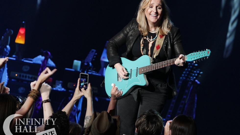 Melissa Etheridge image